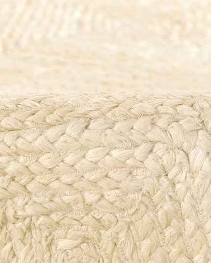 Momeni Maritime nan - Ivory