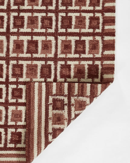 Momeni Scandi nan - Red